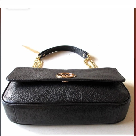 Authentic Michael kors leather shoulder bag - Picture 2 of 5